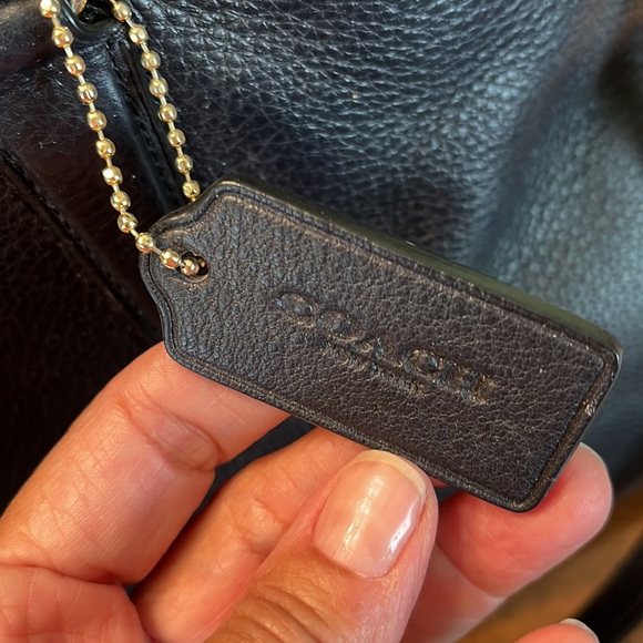 Coach Bag LIKE NEW - Picture 3 of 9